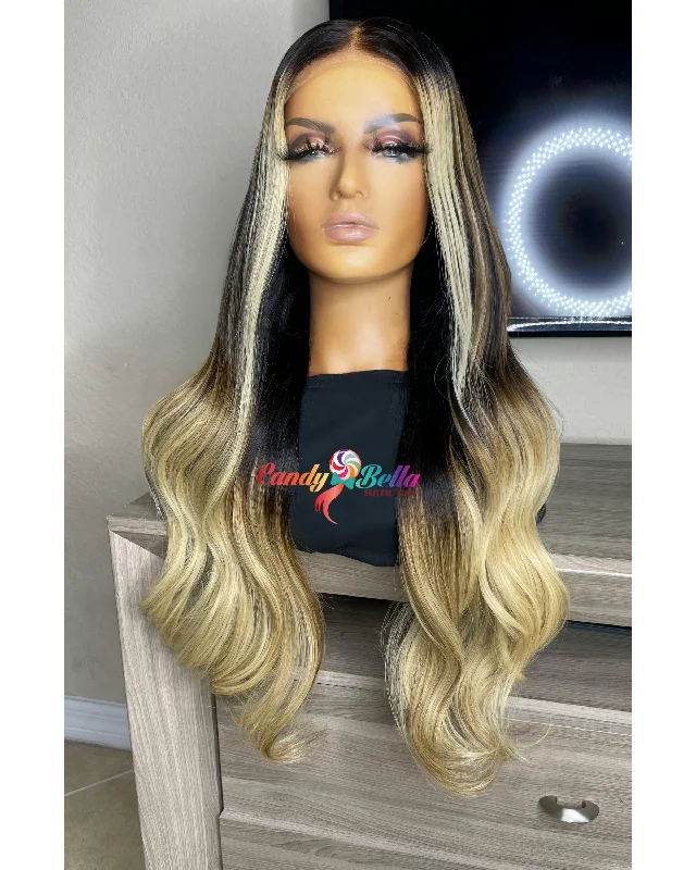 Colored wig with a silk - base cap for a comfortable and smooth feelLori