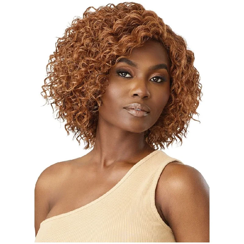 Layered bob wig to add volume and dimensionOutre WIGPOP Style Selects Synthetic Wig - Tionna