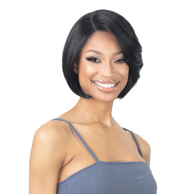 Adjustable - cap bob wig for a comfortable fitFreetress Equal Hi-Def Frontal Effect Lace Front Wig - Lovelyn