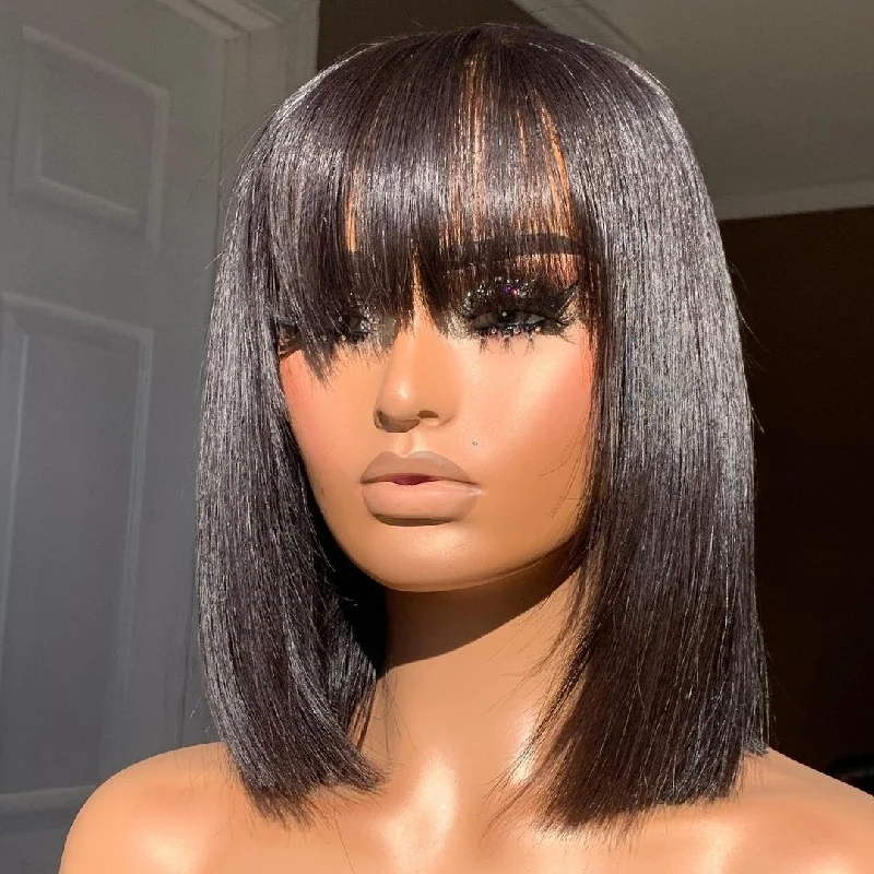 Bob wig made from high - quality synthetic fibersLisa | Preplucked BOB Lace Wig With Bang | Silky Straight