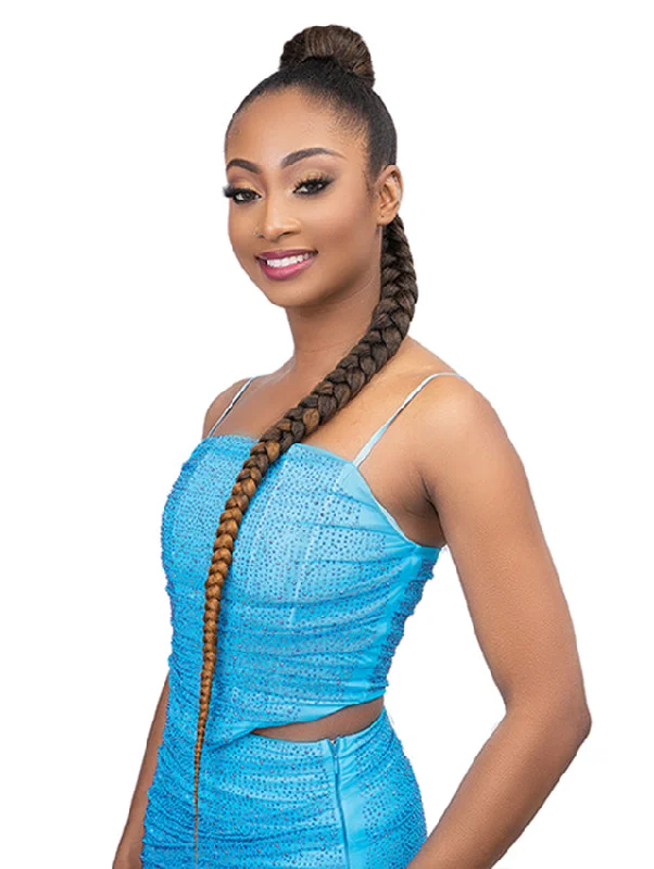 High - volume ponytails for a bold and glamorous appearanceFemi Collection BLOSSOM ERICA Drawstring Ponytail 38"