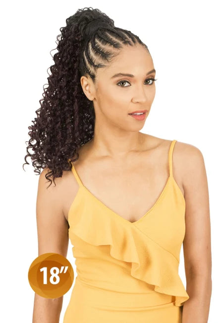 Human hair ponytails with a natural shine for a luxurious lookNew Born Free BRAID PONYTAIL - WATER WAVE 18" (1/80) - PBW18