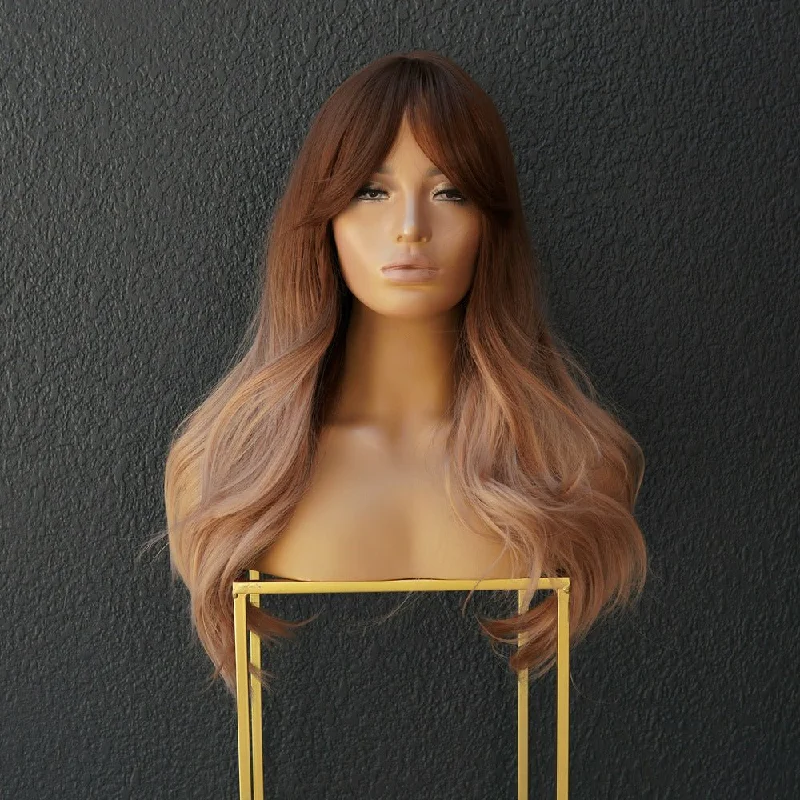 Wavy wig with a middle - part for a classic and elegant styleANNA Ombre Brown Fringe Wig