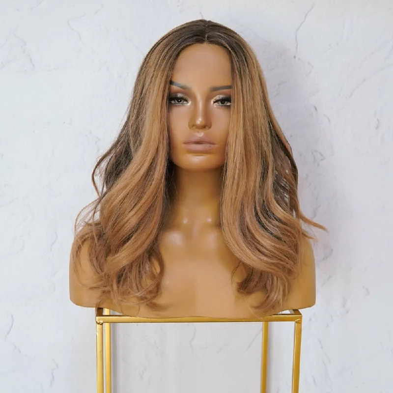 Wavy wig with a middle - part for a classic and elegant styleBRIDEY Lace Front Wig