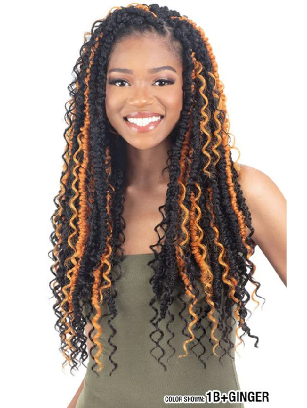 Braid & Plait Hair Extensions for a Summer Beach Party with a Laid - Back StyleModel Model Glance 3X AFRO WATER PASSION TWIST Crochet Braid 20