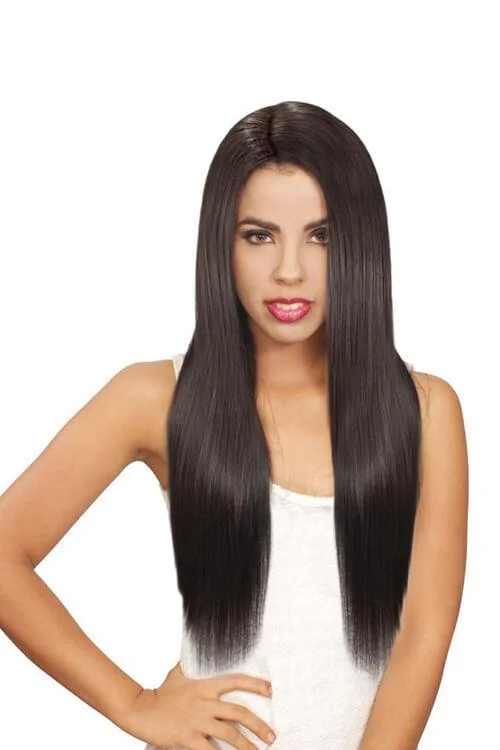 Clip - in hair extensions with a wavy texture for a beachy and relaxed lookPlatino Clip In 7 Pieces 18" Straight