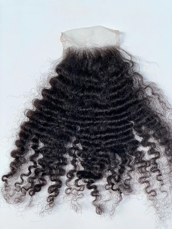 Curly wig with a pre - plucked hairline for a more natural lookRaw Elite Kinky Curly 5*5 Closure