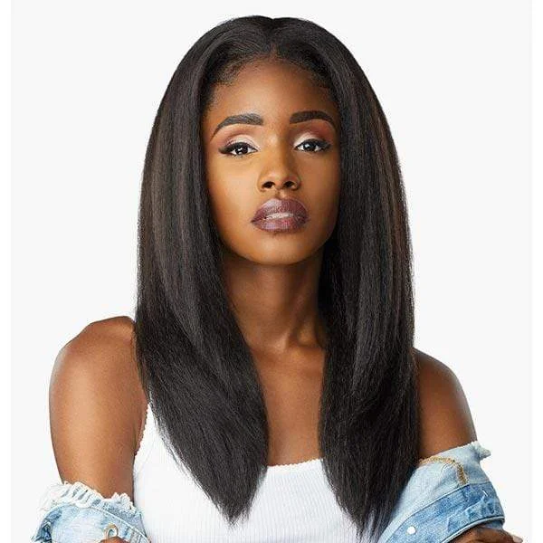 Half wig with a wavy texture for a beachy lookSensationnel Synthetic Curls Kinks & CO Instant Weave Half Wig - ALPHA WOMAN