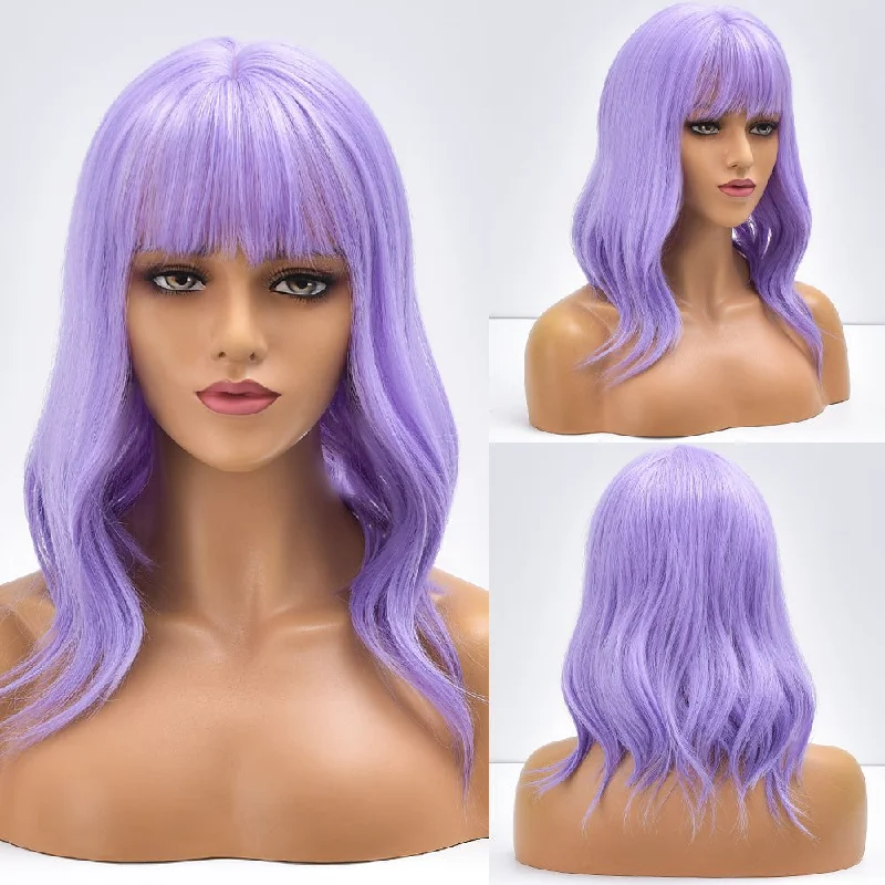 Wavy wig with auburn undertones for a unique and eye - catching colorWavy Short Bob Synthetic Wig With Bangs