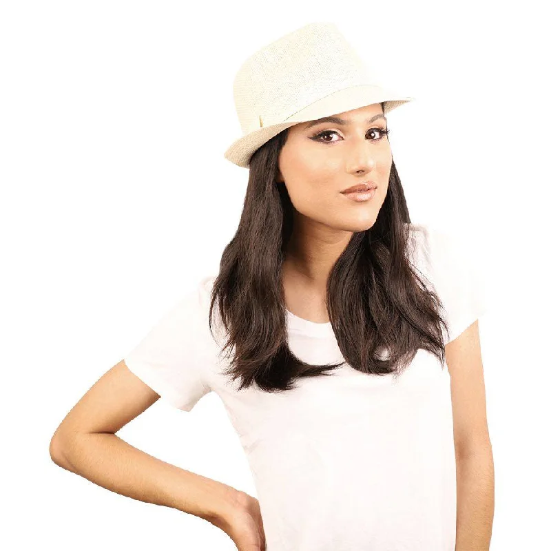 Medium - length wig with a silk - base cap for a comfortable and smooth feel20" HatFall Wig Soft Black