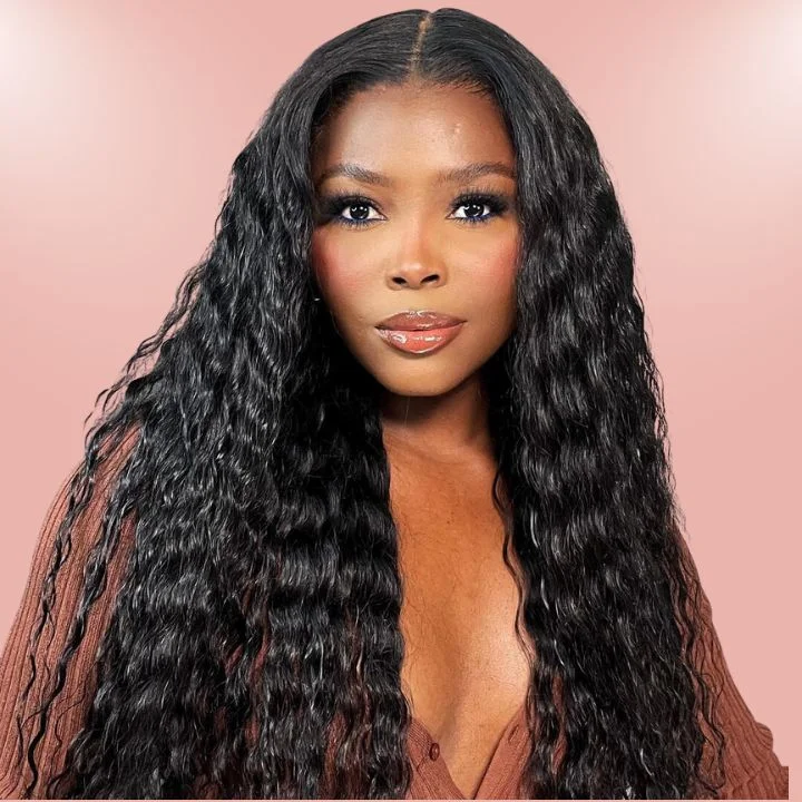 Glueless wig with a silk - base cap for a comfortable and smooth feelGlueless 13x4 Lace Front / 6x4.5 Lace Closure Ladylike Curly Wig Pre Plucked Hairline-Amanda Hair